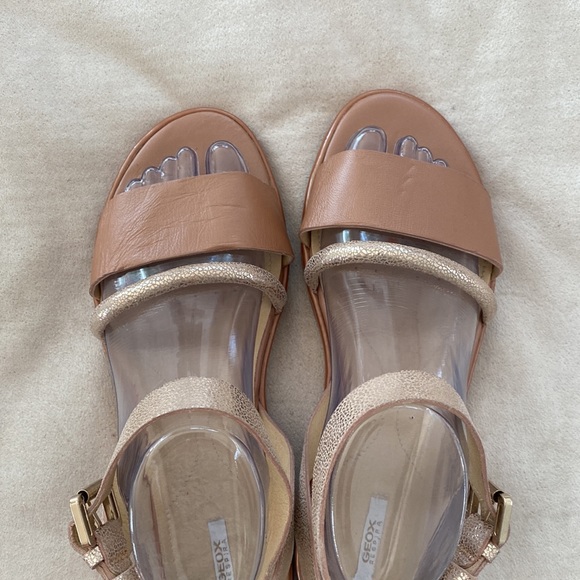 GEOX respira gold metallic and skin/nude color (pale rose) breathing sandal 39.5 - Picture 5 of 13